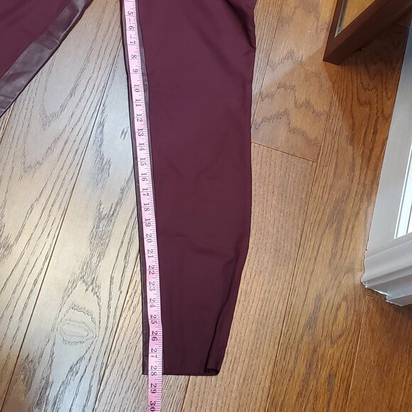 Elizabeth & James Leather Trim Ponte Pants, Size 8 - Picture 11 of 14
